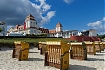  W Binz plażowe kosze są ż&oacute;łte